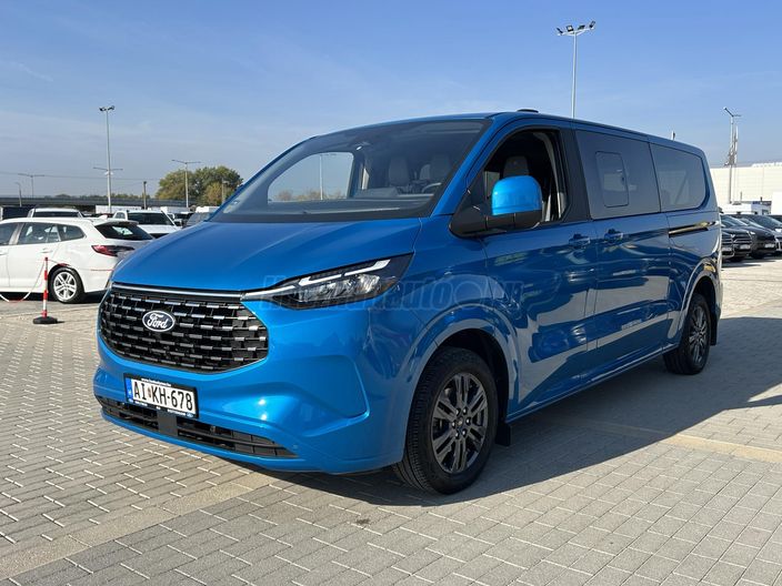 FORD TRANSIT Tourneo Custom 2.5 PHEV 340 L2H1 Titanium (Automata) (9 személyes )