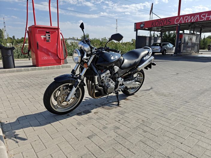 HONDA CB 900 F (HORNET)
