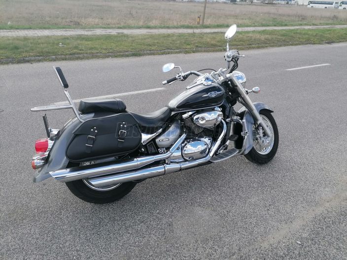 SUZUKI VL 800 (INTRUDER)