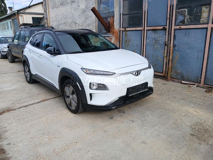 HYUNDAI KONA EV 64kWh Style