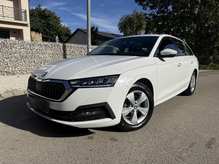 SKODA OCTAVIA Combi 2.0 TDI SCR Style DSG