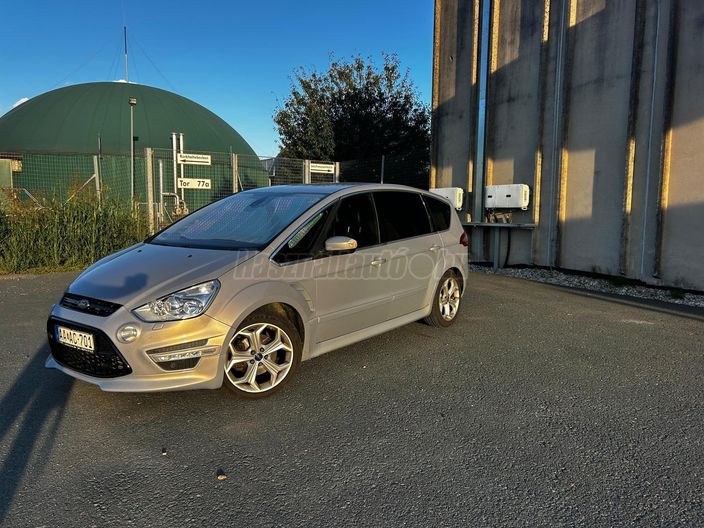 FORD S-MAX 2.2 TDCi Titanium-S