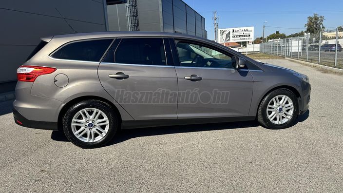 FORD FOCUS 1.6 Ti-VCT Titanium (Automata)