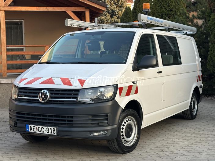 VOLKSWAGEN TRANSPORTER T6 2.0 TDi BMT 4Motion RT