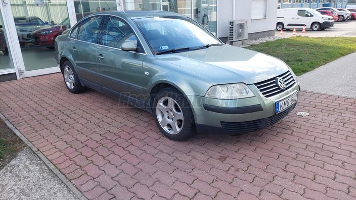 VOLKSWAGEN PASSAT V 1.9 PD TDI Highline