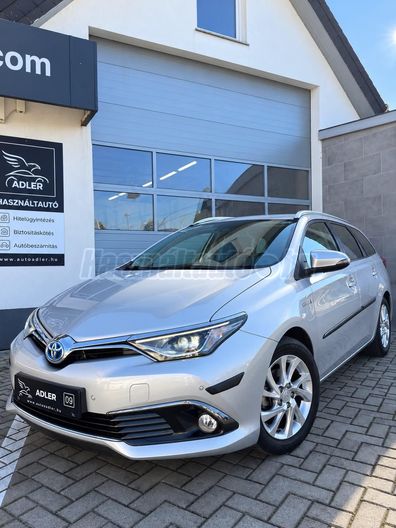 TOYOTA AURIS 1.8 HSD Lounge (Automata)