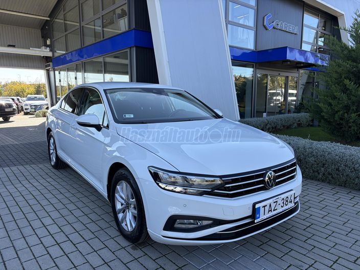 VOLKSWAGEN PASSAT VIII 2.0 TDI SCR Business DSG