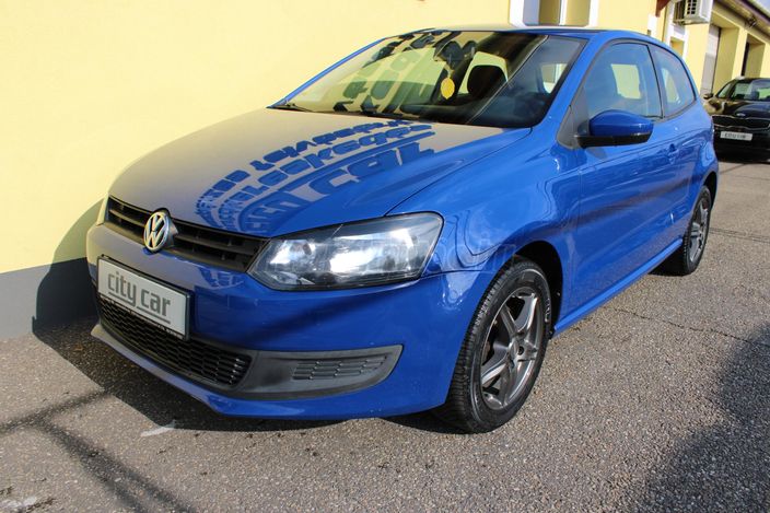 VOLKSWAGEN POLO 1.2 70 Trendline