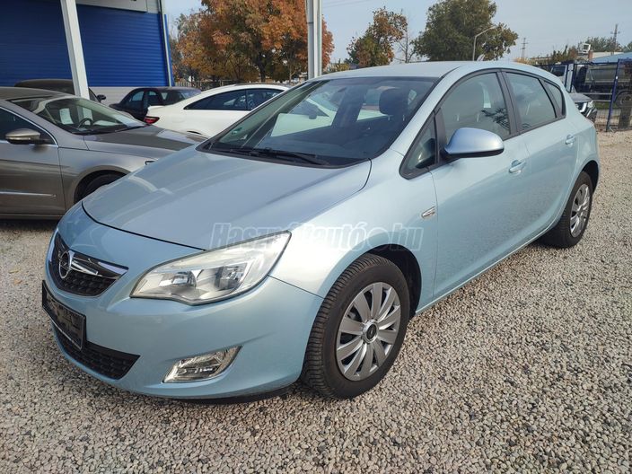 OPEL ASTRA J 1.4 Enjoy
