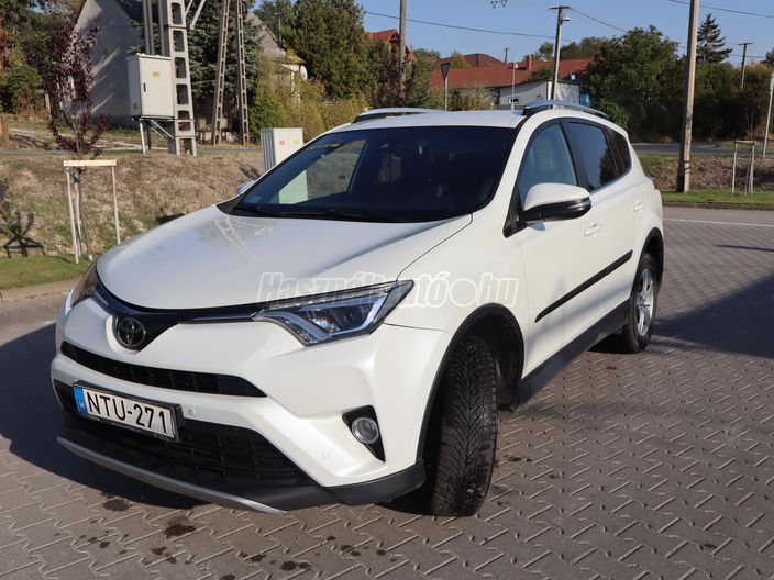 TOYOTA RAV 4 Rav4 2.0 D-4D Trend 2WD