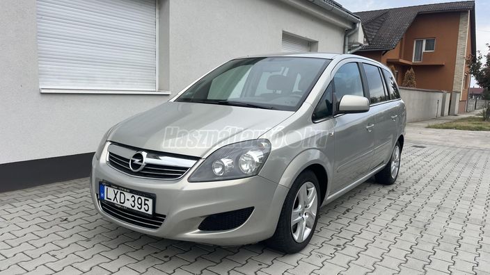 OPEL ZAFIRA B 1.7 CDTI Cosmo