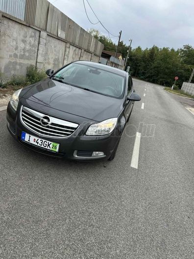 OPEL INSIGNIA 2.0 CDTI Edition
