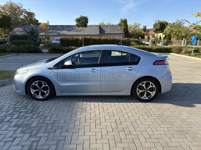 OPEL AMPERA (Automata)