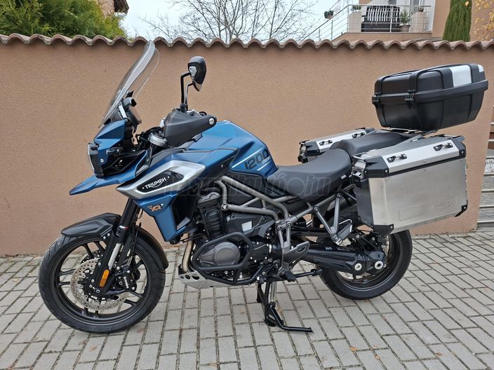 TRIUMPH TIGER 1200