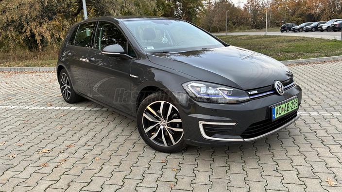 VOLKSWAGEN GOLF e-Golf Edition