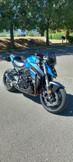 SUZUKI GSX-S 950
