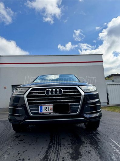 AUDI Q7 3.0 V6 TDI quattro Tiptronic ic [7 személy]