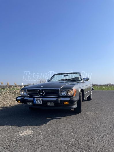 MERCEDES-BENZ SL 560