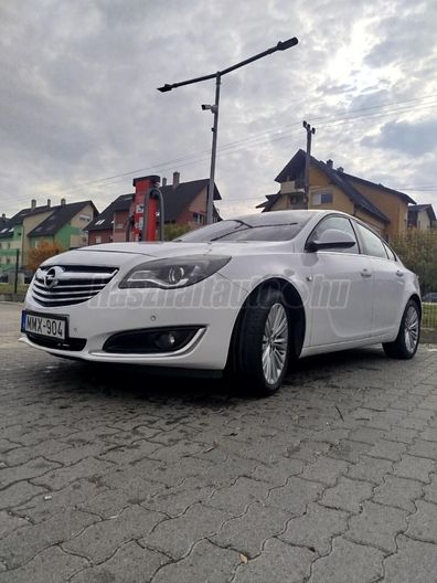 OPEL INSIGNIA 2.0 CDTI Cosmo