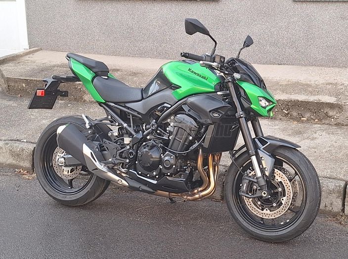 KAWASAKI Z 900