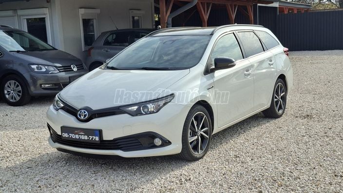 TOYOTA AURIS Touring Sports 1.8 HSD Executive MY17 Prestige Skyview (Automata)
