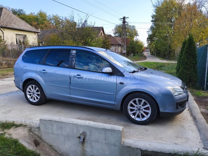 FORD FOCUS 2.0 TDCi Titanium