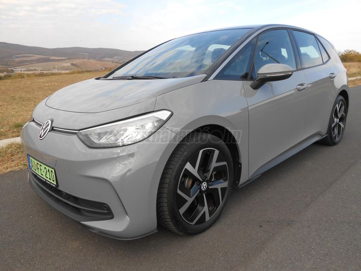 VOLKSWAGEN ID.3 58kWh Pro
