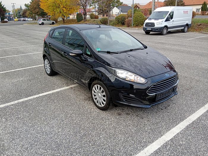 FORD FIESTA 1.25 Champions