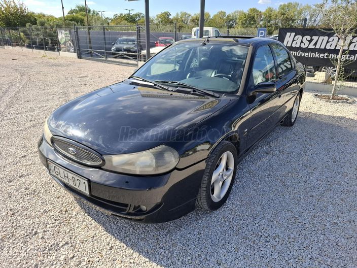 FORD MONDEO 2.5 V6 GT