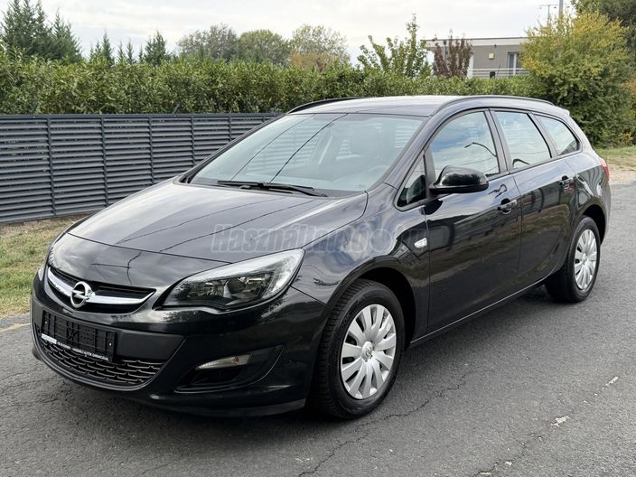 OPEL ASTRA J Sports Tourer 1.6 Enjoy