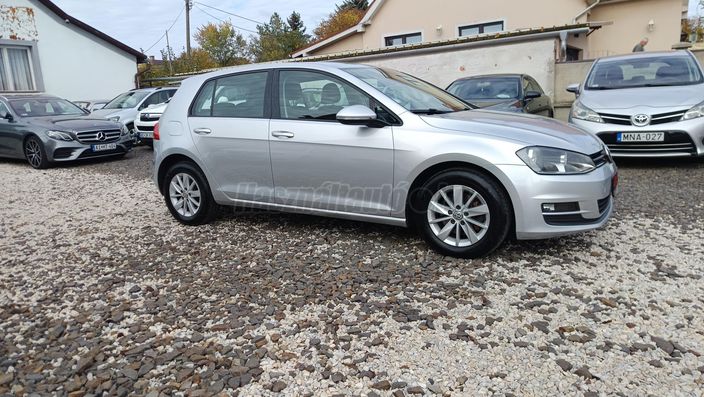 VOLKSWAGEN GOLF VII 1.2 TSi BMT Trendline