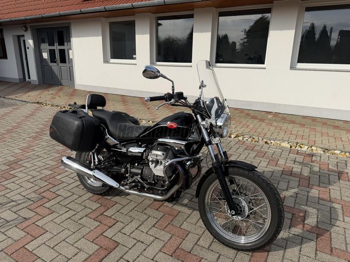 MOTO GUZZI NEVADA CLASSIC 750 IE