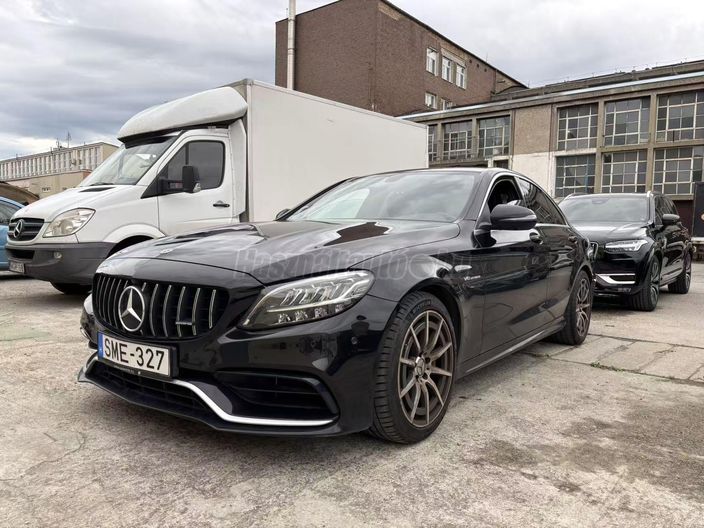 MERCEDES-AMG C 63 9G-TRONIC