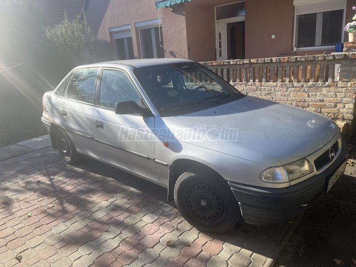 OPEL ASTRA F 1.4 Classic Start