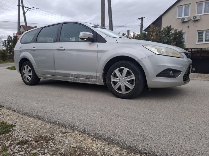 FORD FOCUS 1.8 FFV Titanium