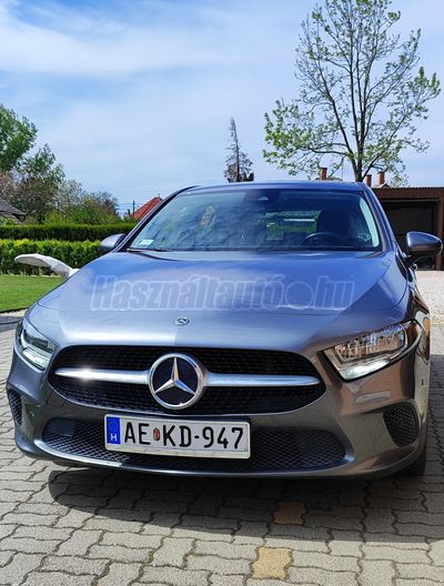 MERCEDES-BENZ A 200 7G-DCT