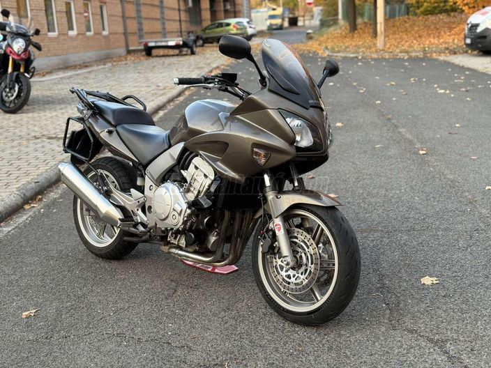 HONDA CBF 1000
