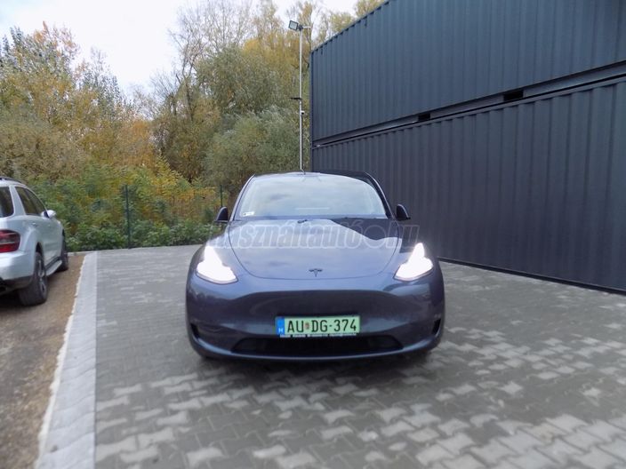 TESLA MODEL Y Long Range AWD (Automata)