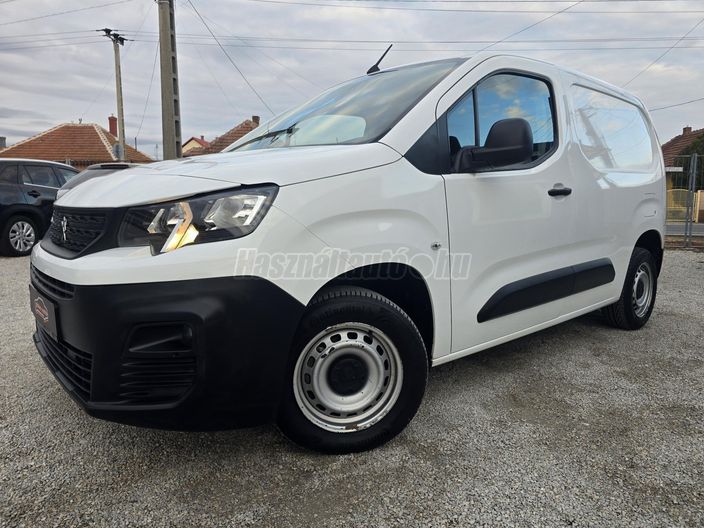 PEUGEOT PARTNER 1.5 BlueHDi 100 Premium L1 (3 személyes )