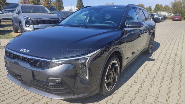 KIA K4 SW kombi PLATINUM DWP 150T AT (kombi) 360 fokos kamerával KÉSZLETRŐL!