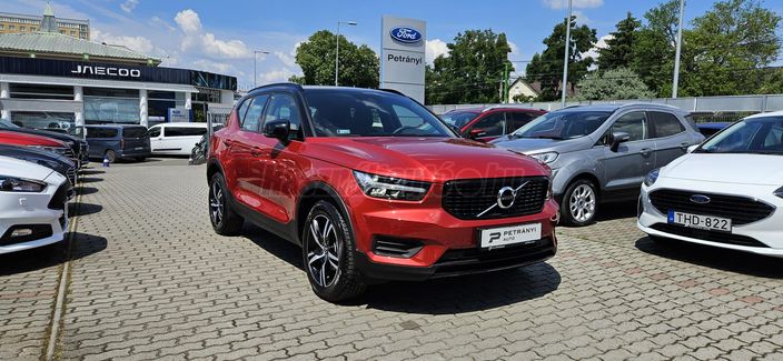 VOLVO XC40 1.5 [T3] R-Design