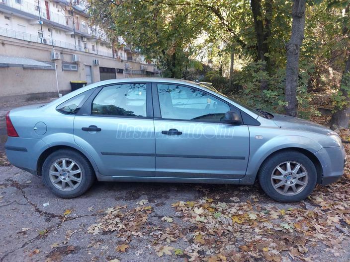 FORD FOCUS 1.4 Trend