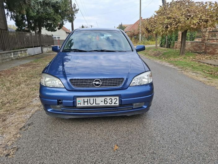 OPEL ASTRA 1.4 16V Club
